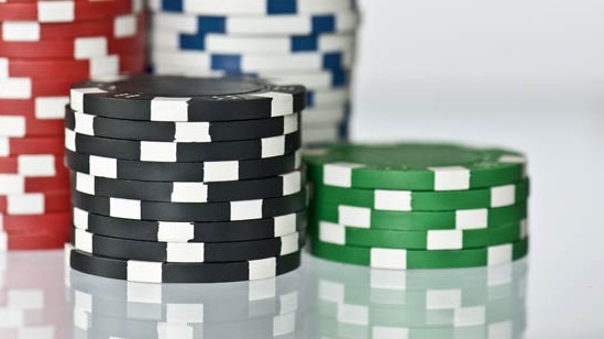 Why You Should Play Gin Rummy Online